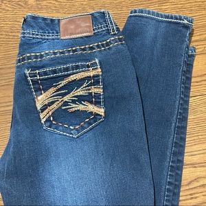 EUC MAURICES Dark-Medium Wash Denim Mid-Rise Embroidered Straight-Leg Jeggings